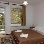 Hotel семеен орфей 2*