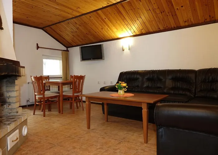 семеен орфей Hotel Teshel