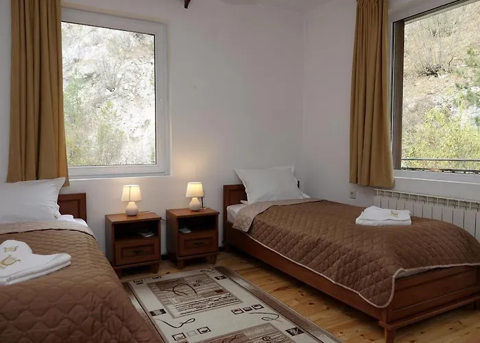 семеен орфей Hotel 2*