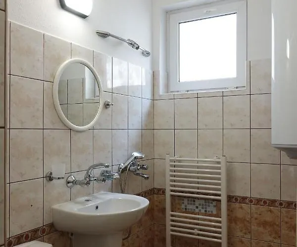 семеен орфей Hotel 2*